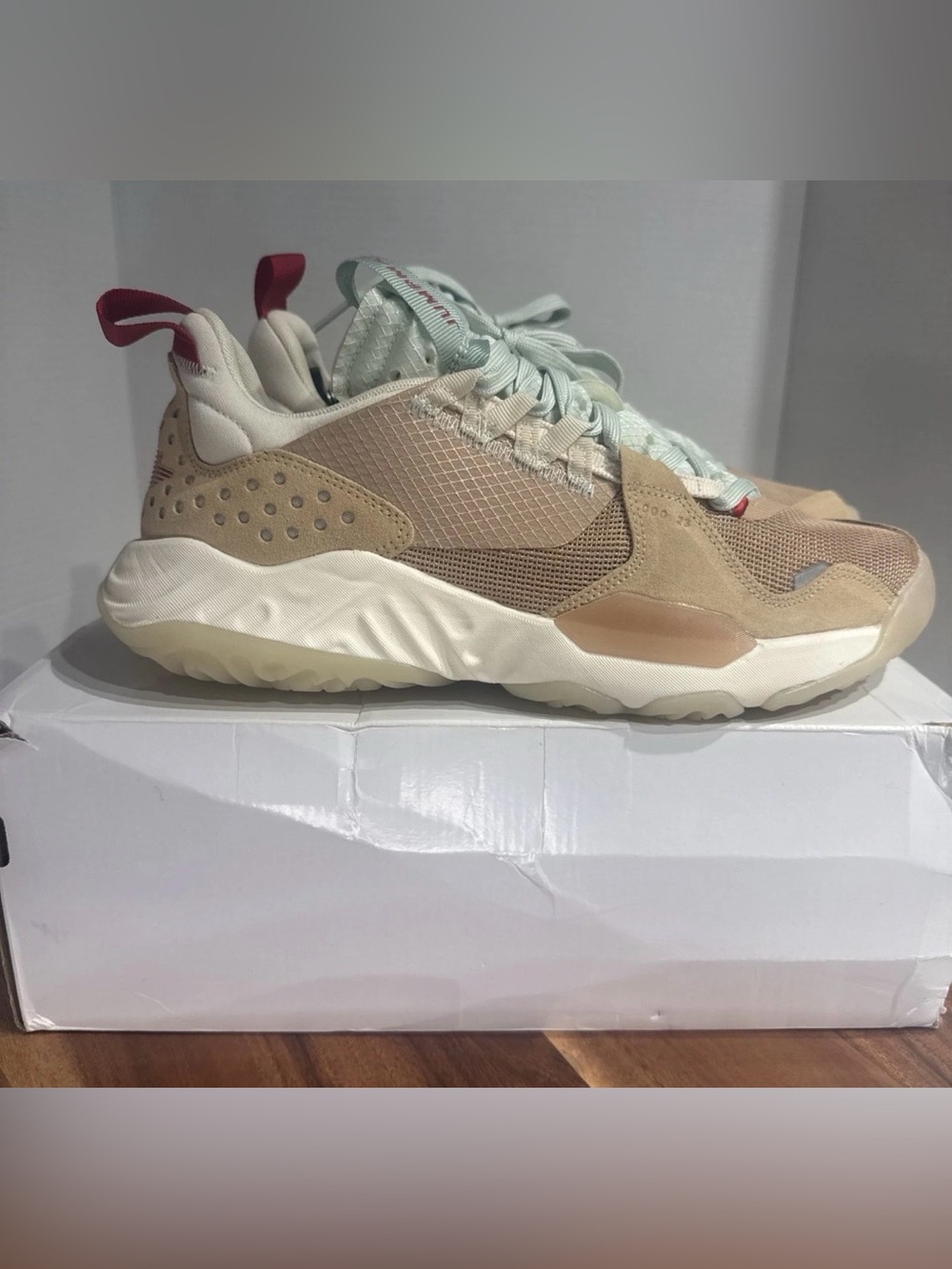 Air Jordan Delta SP Women’s Size 11 Vachetta Tan Mint Sail CT1003-200